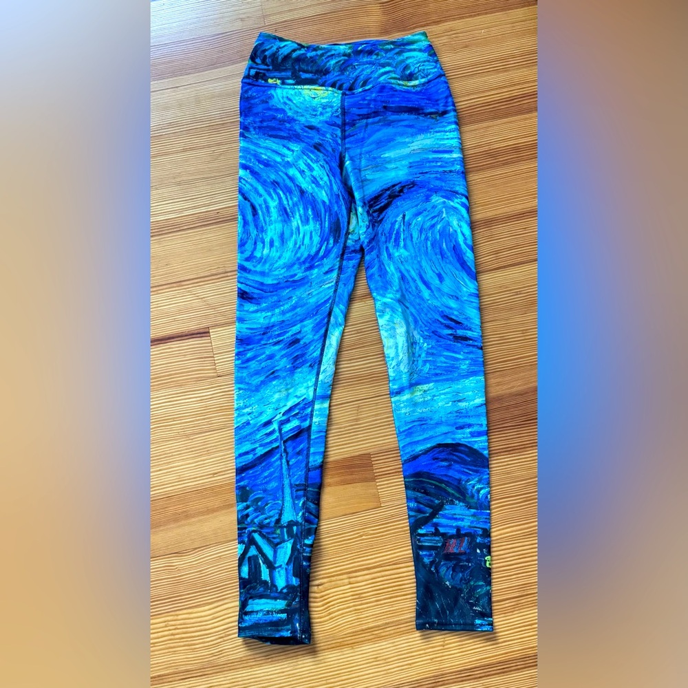 Rose & Gaia high waisted Van Gogh leggings, size small